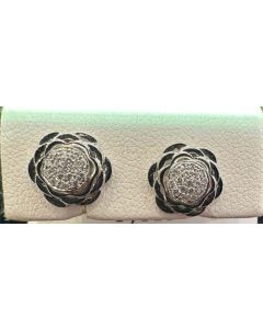 Flower Design Diamond Earring