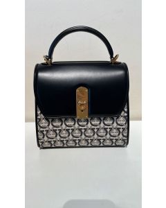 Salvatore Ferragamo Nero Boxyz